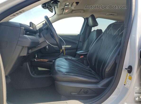 3FMTK1RM1PMA07058 2023 FORD MUSTANG Silver Вид салону спереду