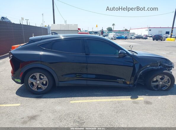 3FMTK1RM5PMA17639 2023 FORD MUSTANG MACH-E Black ხელსაწყოთა პანელის ხედი