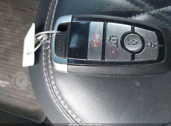 3FMTK1SS5NMA42174 2022 FORD MUSTANG MACH-E Burgundy Vista del compartimento del motor