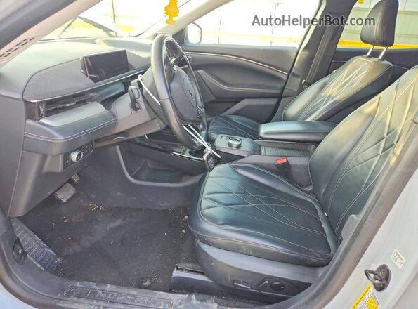 3FMTK2SU4NMA41802 2022 FORD MUSTANG Silver Vista interior delantera