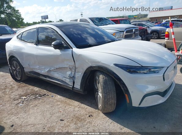 3FMTK3R41PMB00867 2023 FORD MUSTANG MACH-E White სალონის 360-გრადუსიანი ხედი