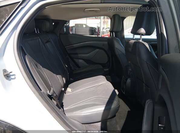 3FMTK3R45RMA09457 2024 FORD MUSTANG MACH-E Gray Widok naklejki z numerem VIN