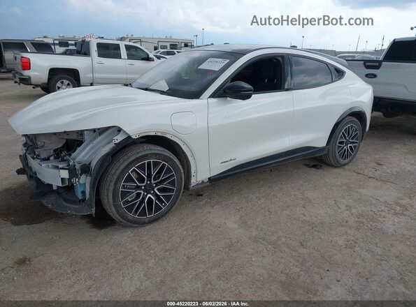3FMTK3R45RMA19342 2024 FORD MUSTANG MACH-E White Przód lewy