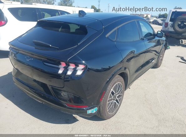 3FMTK3R77RMA48304 2024 FORD MUSTANG MACH-E Черный Задняя правая четверть