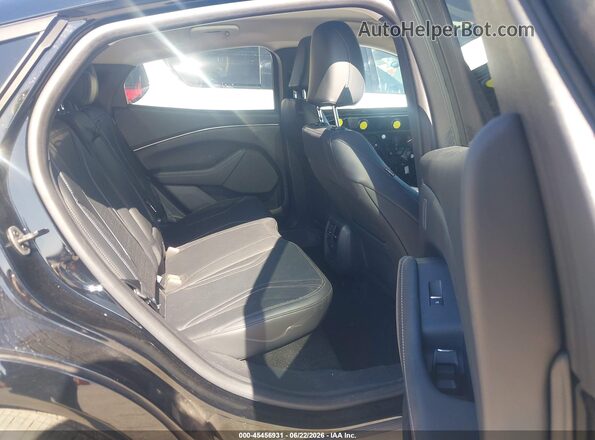 3FMTK3R77RMA48304 2024 FORD MUSTANG MACH-E Черный Вид наклейки с VIN-кодом