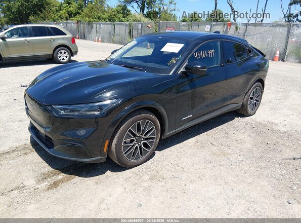 3FMTK3SU2SMA17807 2025 FORD MUSTANG MACH-E Black Առջևի ձախ երեք քառորդ տեսարան