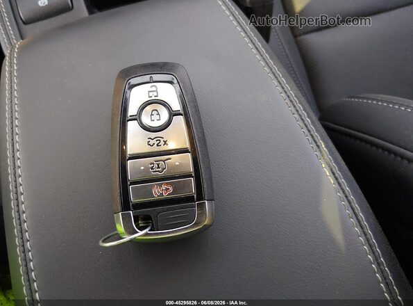 3FMTK3SU2SMA56025 2025 FORD MUSTANG MACH-E Green Вид панелі приладів