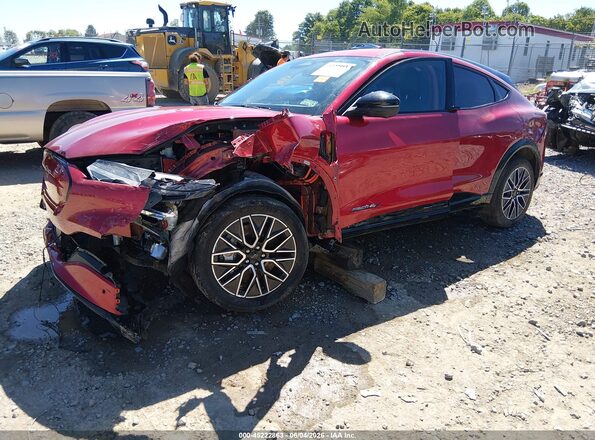 3FMTK3SU7RMA14783 2024 FORD MUSTANG MACH-E Red Առջևի ձախ երեք քառորդ տեսարան