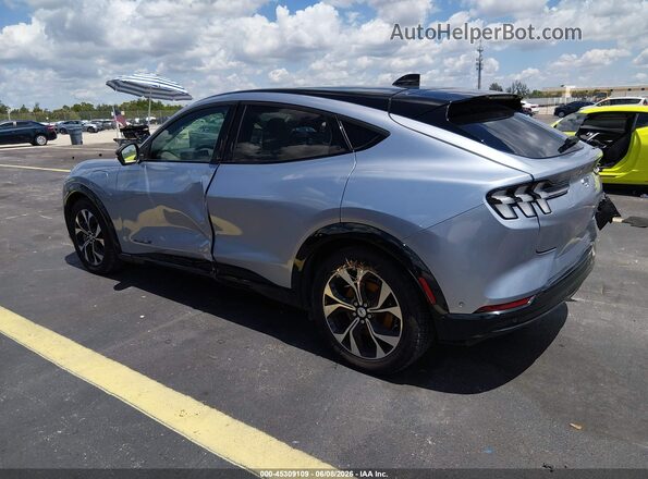 3FMTK3SU8NMA58107 2022 FORD MUSTANG MACH-E Silver Trasero izquierdo