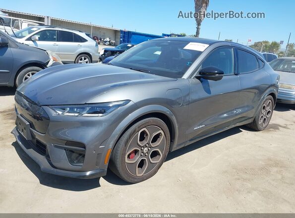 3FMTK4SE2PMA38761 2023 FORD MUSTANG MACH-E Gray Առջևի ձախ երեք քառորդ տեսարան