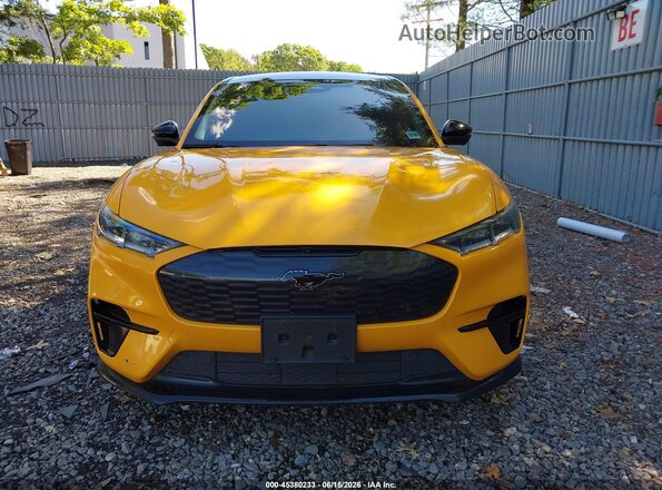 3FMTK4SX1MME03718 2021 FORD MUSTANG MACH-E Yellow Widok zestawu wskaźników