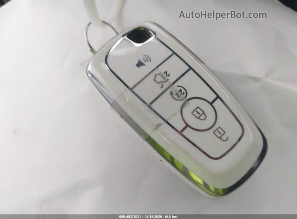 3FMTK4SX4RMA10951 2024 FORD MUSTANG MACH-E White Vista del salpicadero
