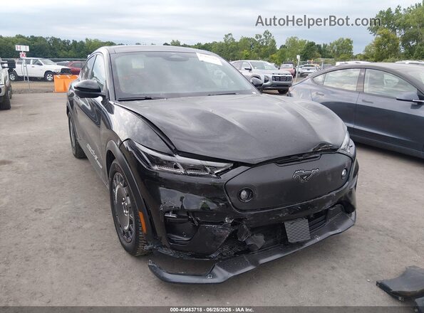 3FMTK4SX6SMA23903 2025 FORD MUSTANG MACH-E Черный Вид спереди