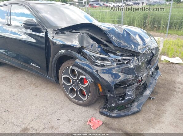 3FMTK4SX7RMA44219 2024 FORD MUSTANG MACH-E Black Widok z przodu