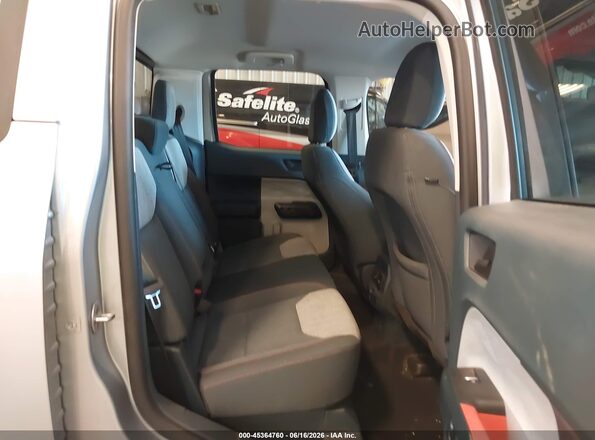 3FTTW8E37PRA04599 2023 FORD MAVERICK Silver Vista de la etiqueta del VIN