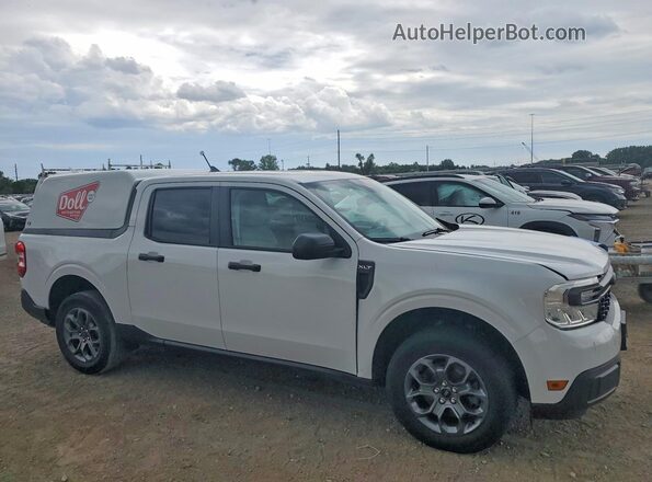 3FTTW8E99PRA21764 2023 FORD MAVERICK White Front right