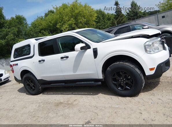 3FTTW8F94NRA55798 2022 FORD MAVERICK White Widok wnętrza z tyłu