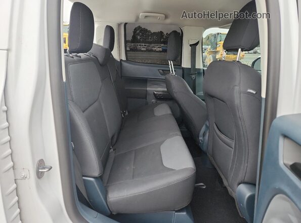 3FTTW8F99PRB00270 2023 FORD MAVERICK Белый Вид задних сидений