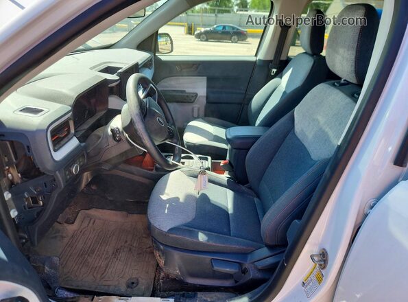 3FTTW8H35RRB35383 2024 FORD MAVERICK White Widok wnętrza z przodu