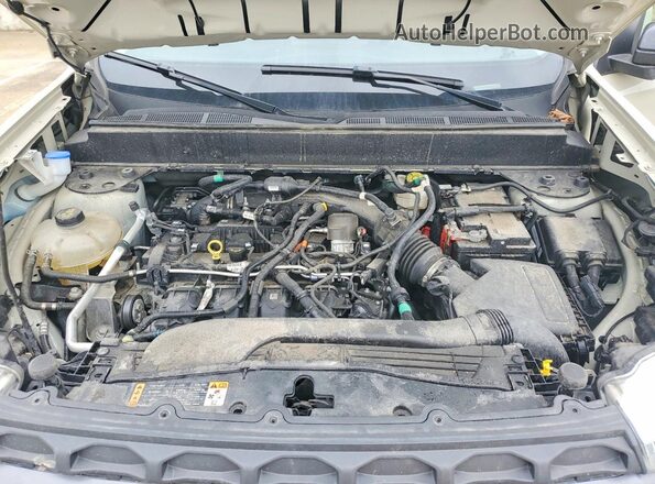 3FTTW8H92RRA11513 2024 FORD MAVERICK Cream Սալոնի հետևի տեսք