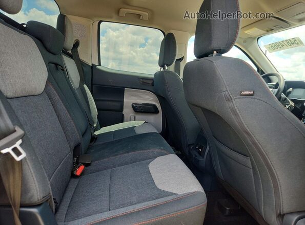 3FTTW8H99RRB32720 2024 FORD MAVERICK White Rear seats view