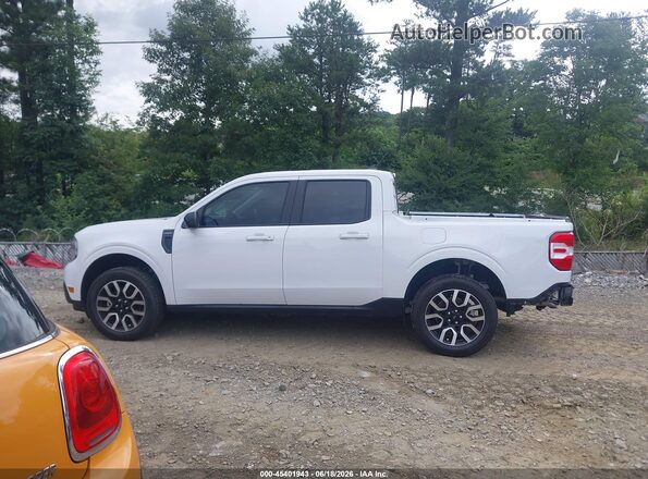 3FTTW8M37RRA73023 2024 FORD MAVERICK White Widok wnętrza 360 stopni
