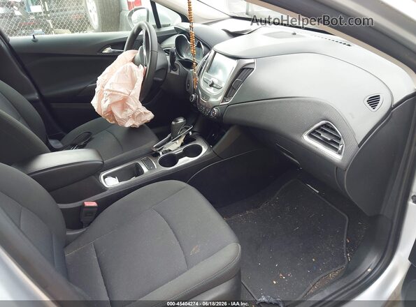 3G1BE5SM3HS565931 2017 CHEVROLET CRUZE Silver Widok wnętrza z przodu
