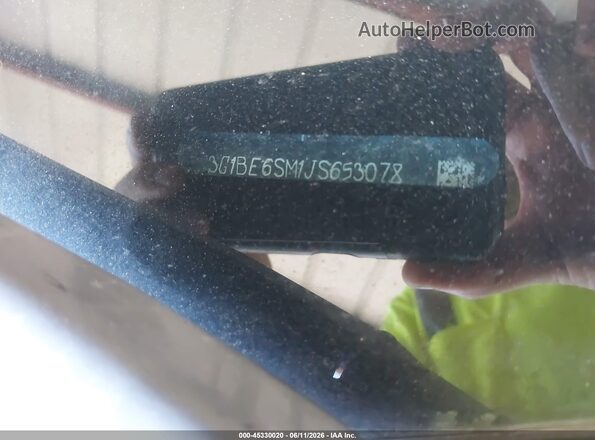 3G1BE6SM1JS653078 2018 CHEVROLET CRUZE Черный 