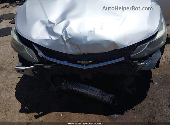 3G1BE6SM2HS551573 2017 CHEVROLET CRUZE Silver Front view