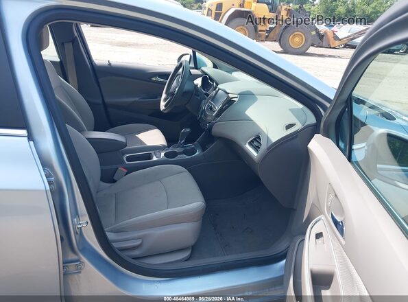 3G1BE6SM2JS584515 2018 CHEVROLET CRUZE Light Blue წინა სალონის ხედი