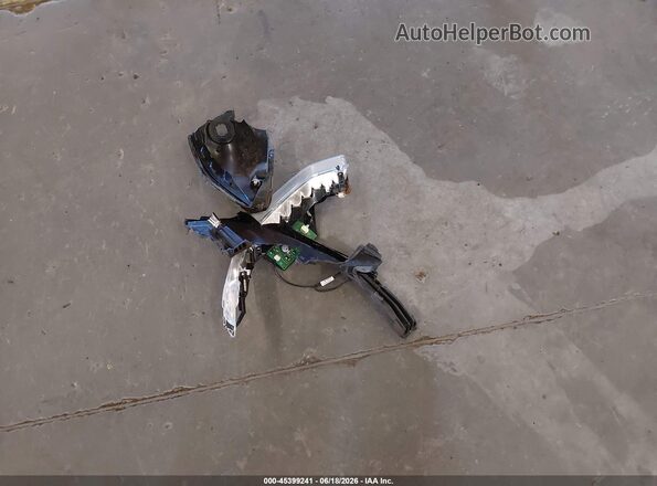 3G1BE6SM2JS604858 2018 CHEVROLET CRUZE Black Widok deski rozdzielczej
