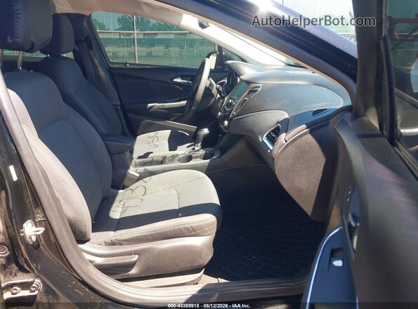 3G1BE6SM6JS565224 2018 CHEVROLET CRUZE Черный Вид салона спереди