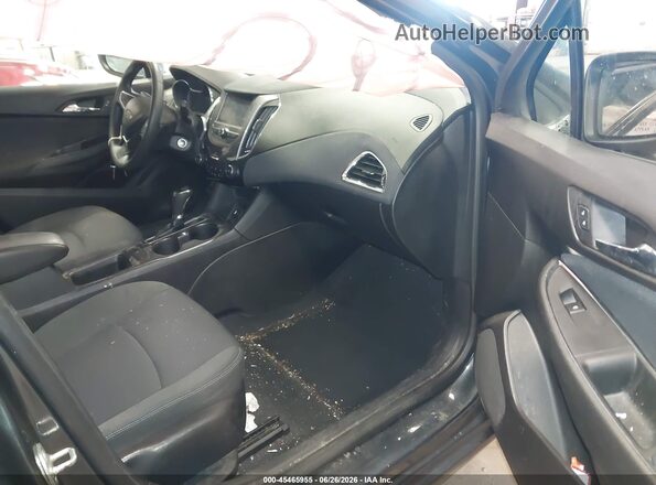 3G1BE6SM9JS534033 2018 CHEVROLET CRUZE Gray Front interior view