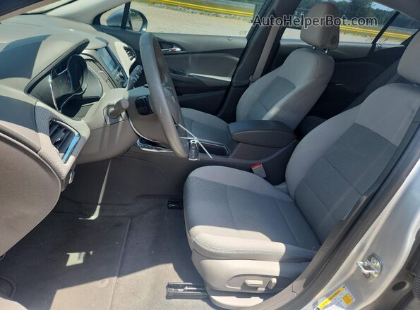 3G1BE6SM9JS655080 2018 CHEVROLET CRUZE Silver წინა სალონის ხედი