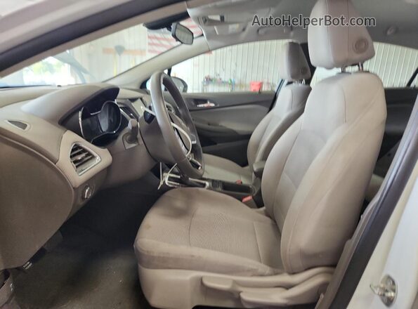3G1BE6SMXJS653158 2018 CHEVROLET CRUZE White 