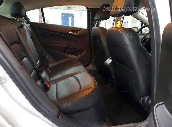 3G1BF6SM2JS638831 2018 CHEVROLET CRUZE White Հետևի նստատեղերի տեսք