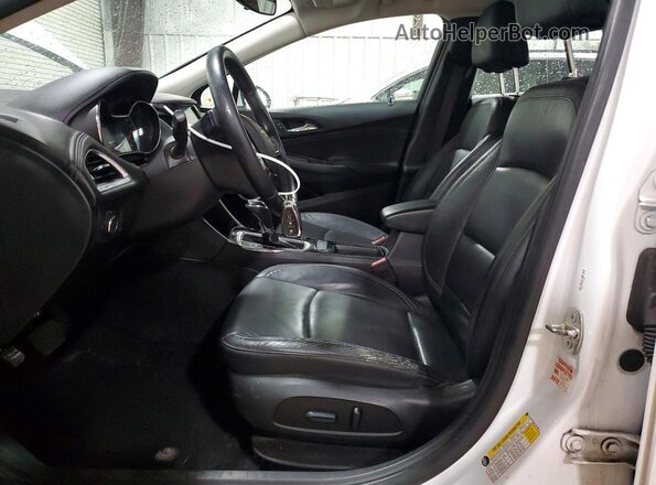 3G1BF6SM2JS638831 2018 CHEVROLET CRUZE White Սալոնի դիմացի տեսք