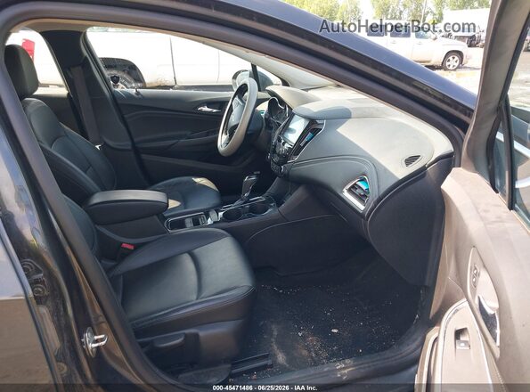 3G1BF6SM8HS561599 2017 CHEVROLET CRUZE Gray Вид салону спереду