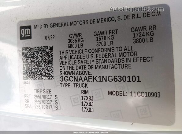 3GCNAAEK1NG630101 2022 CHEVROLET SILVERADO White Vista del compartimento del motor