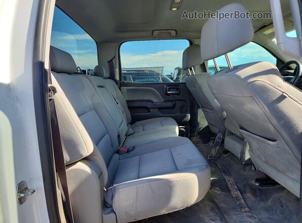 3GCPCNEC8HG439430 2017 CHEVROLET SILVERADO White Widok tylnych siedzeń