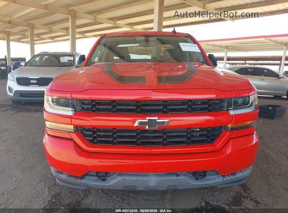 3GCPCPEC7JG269675 2018 CHEVROLET SILVERADO Red Widok z przodu
