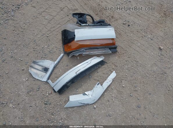 3GCPCREC6JG434076 2018 CHEVROLET SILVERADO White Սարքավորումների վահանակի տեսք
