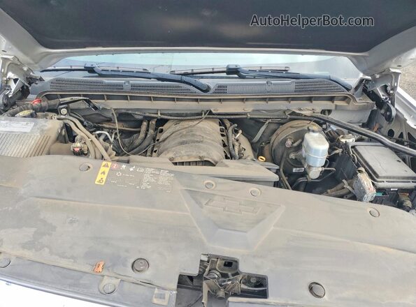 3GCPCREC6JG613833 2018 CHEVROLET SILVERADO Silver Rear interior view