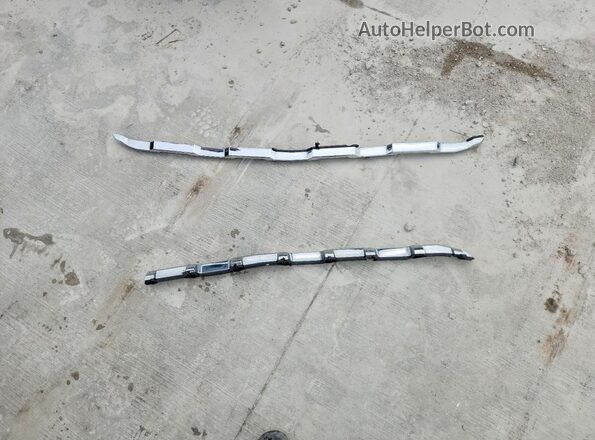 3GCPCSEC1JG335298 2018 CHEVROLET SILVERADO White Вид підкапотного простору