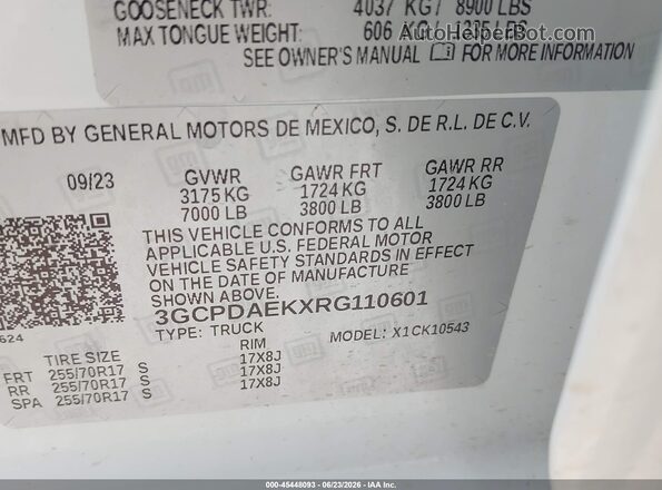 3GCPDAEKXRG110601 2024 CHEVROLET SILVERADO White Vista del compartimento del motor