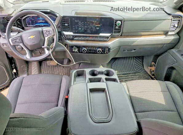 3GCPDKEK0RG388882 2024 CHEVROLET SILVERADO Black Vista del salpicadero