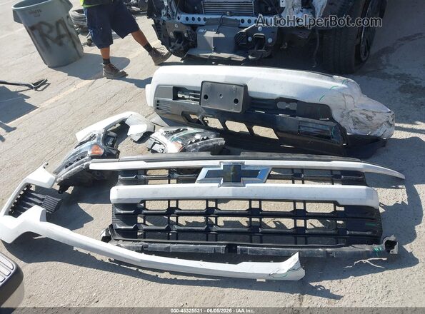 3GCPKEEK2SG134720 2025 CHEVROLET SILVERADO White Instrument cluster view