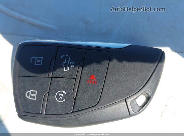 3GCPKEEK2SG134720 2025 CHEVROLET SILVERADO White Dashboard view