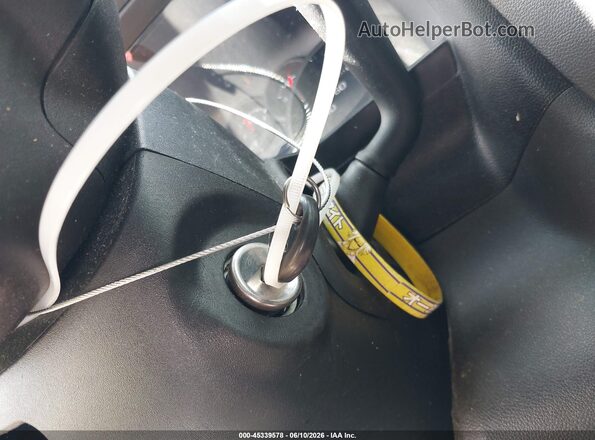 3GCPWBEH5LG360646 2020 CHEVROLET SILVERADO Красный Вид панели приборов
