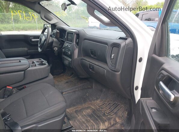 3GCPYAEH8MG272518 2021 CHEVROLET SILVERADO White Вид салону спереду